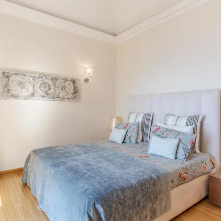 Bougainvillea Palheiro Village By Madeira