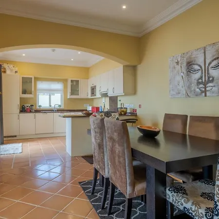 Bougainvillea Palheiro Village By Madeira Willa