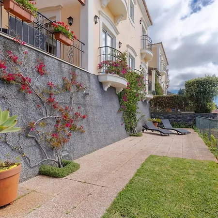 Villa Bougainvillea Palheiro Village By Madeira