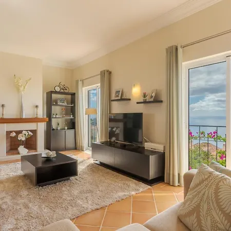 Bougainvillea Palheiro Village By Madeira Villa *