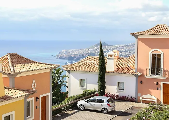 Bougainvillea Palheiro Village By Madeira * Funchal (Madeira)