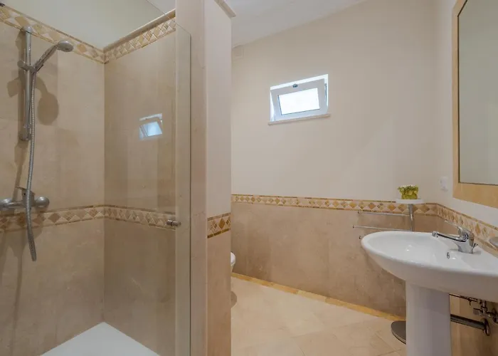 Bougainvillea Palheiro Village By Madeira *