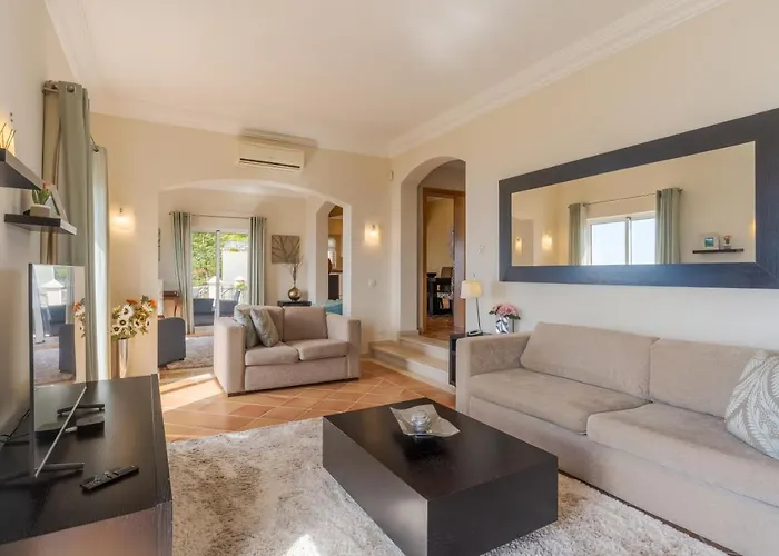 Bougainvillea Palheiro Village By Madeira Villa