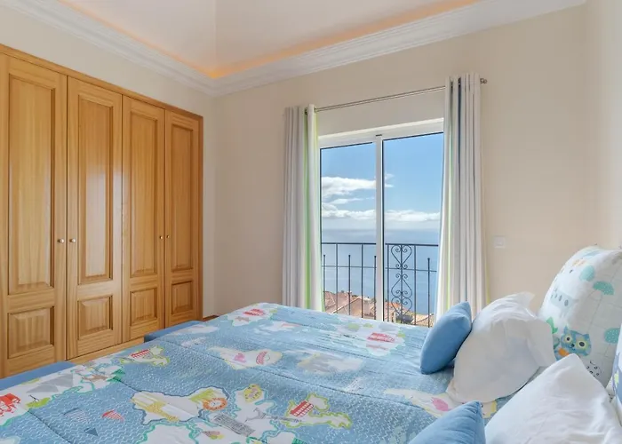 Villa Bougainvillea Palheiro Village By Madeira Funchal (Madeira)