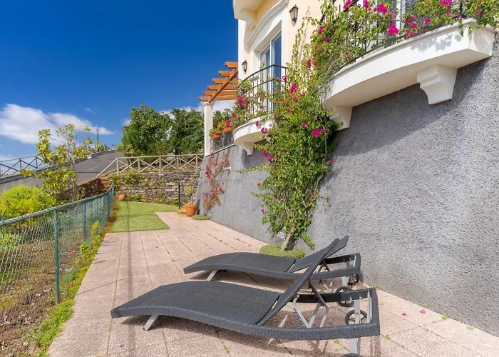 Bougainvillea Palheiro Village By Madeira Villa *